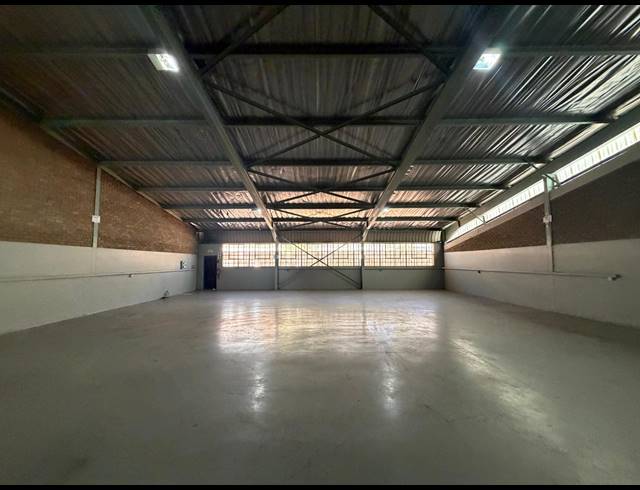 391M² WAREHOUSE FOR SALE IN HALFWAY HOUSE